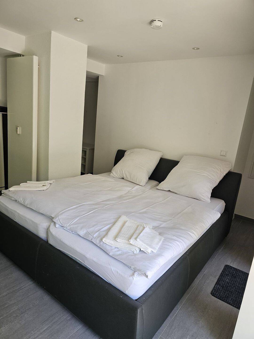 Möblierte 1-Zimmerwohnung Karlsruhe - Wohnen auf Zeit – Karlsruhe – Vorschaubild 4