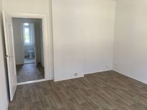 Helle 2-Zimmer-Wohnung mit Balkon sucht Sie! – 39116 Magdeburg – Vorschaubild 2