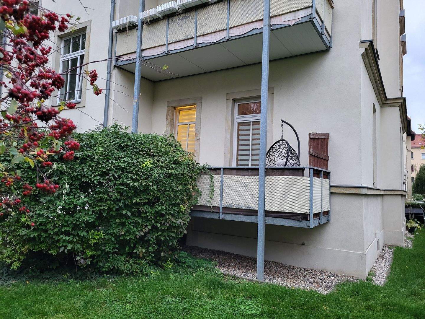 Gemütliche sonn. kl. 2-R-Single-Wohnung mit sehr großem West-Balkon u. EBK in ruhiger Lage v. Dresden-Löbtau – Dresden – Vorschaubild 8
