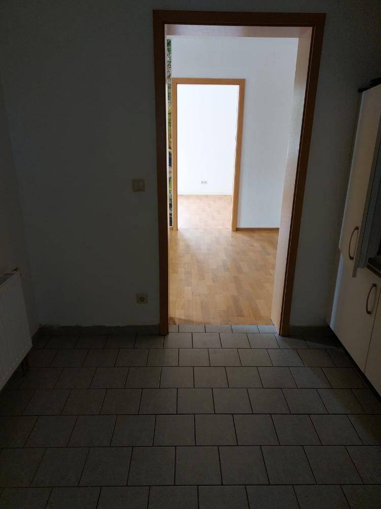 3 Zimmer Einbauküche und Balkon – Chemnitz – Vorschaubild 6