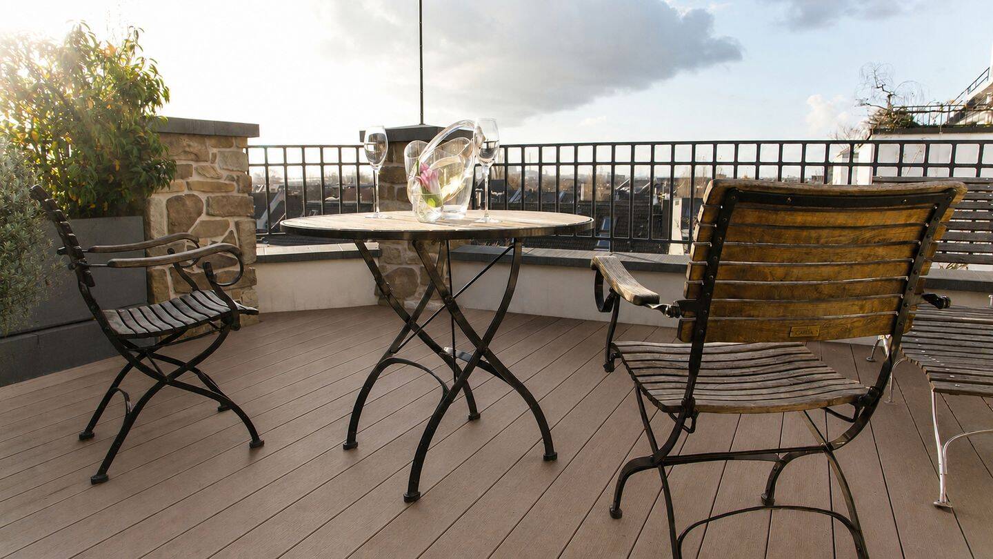 Schönes Düsseldorf. Exklusive Maisonette mit Dachterrasse, großartigem Blick & moderner Ausstattung – Düsseldorf – Vorschaubild 6