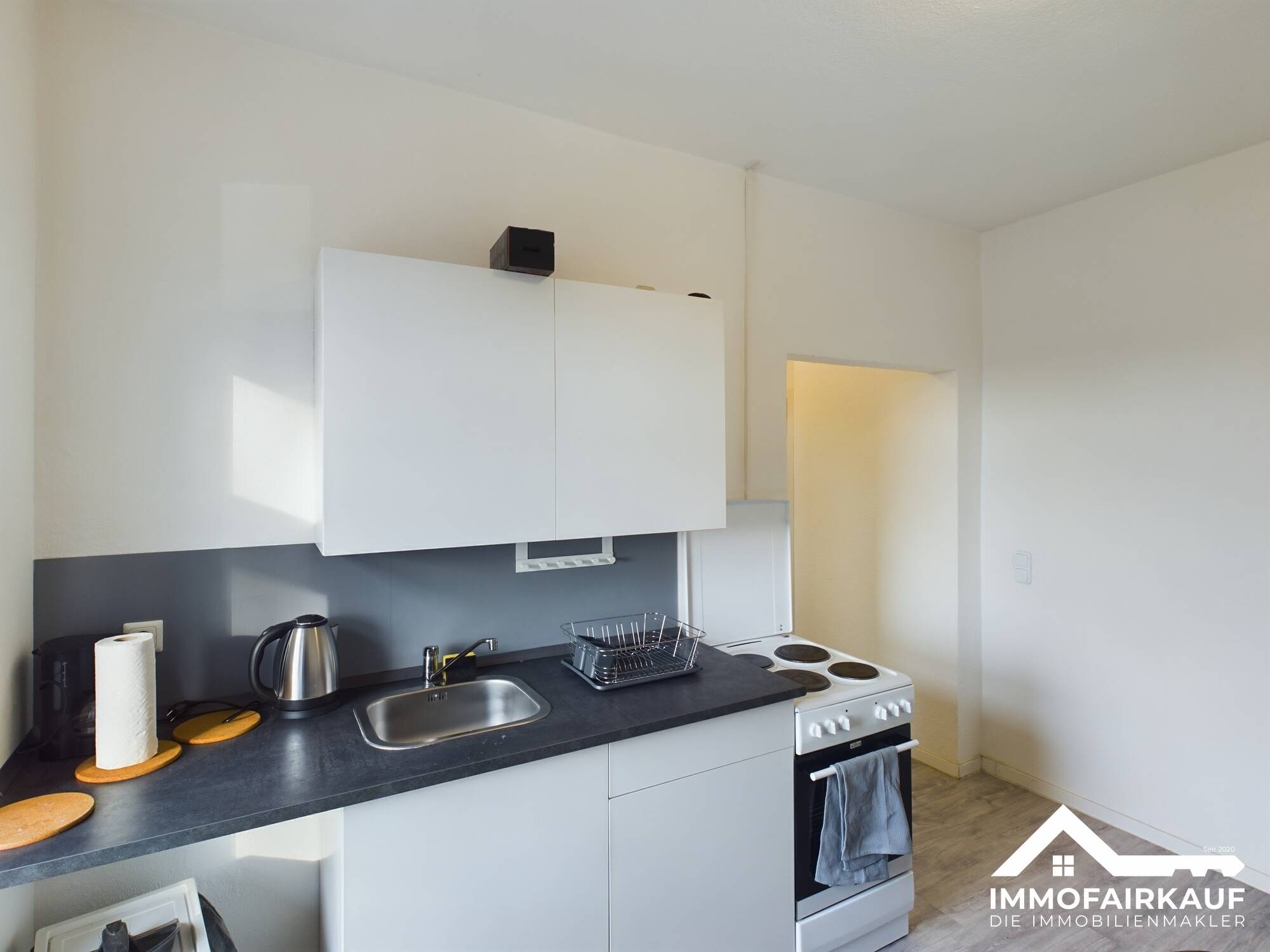 Solides Renditeobjekt: 2-Zimmer-Wohnung in zentraler Lage von Magdeburg – Magdeburg – Vorschaubild 2