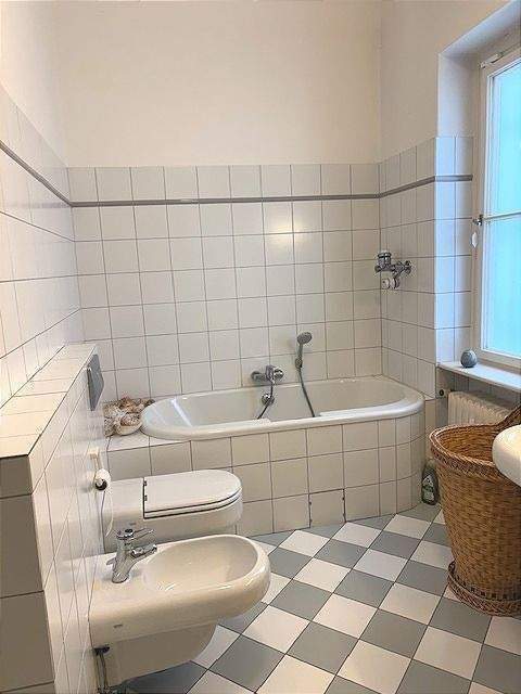 Charmante Villa - mit Wasserzugang -als Ein- oder Mehrfamilienhaus nutzbar- am Schlachtensee – Berlin – Vorschaubild 8