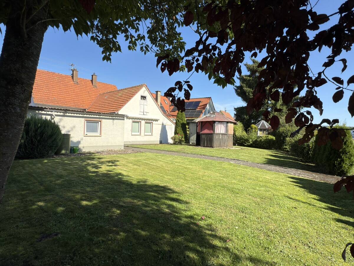Kreative aufgepasst: Haus mit Potenzial in Rottweil – Rottweil – Bild 1 von 9