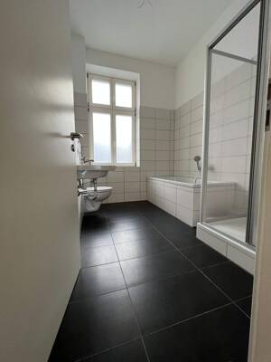 Charmante 2-Zimmer-Wohnung mit Balkon im Herzen von Magdeburg – 39104 Magdeburg – Vorschaubild 8