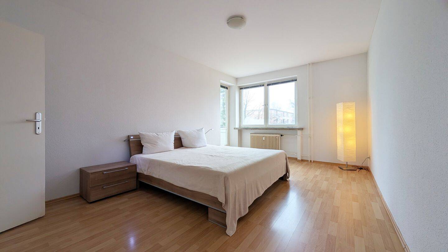 Bezugsfreie 4-Zimmer-Maisonette mit Tageslichtbad & zwei Balkonen – Berlin – Vorschaubild 7