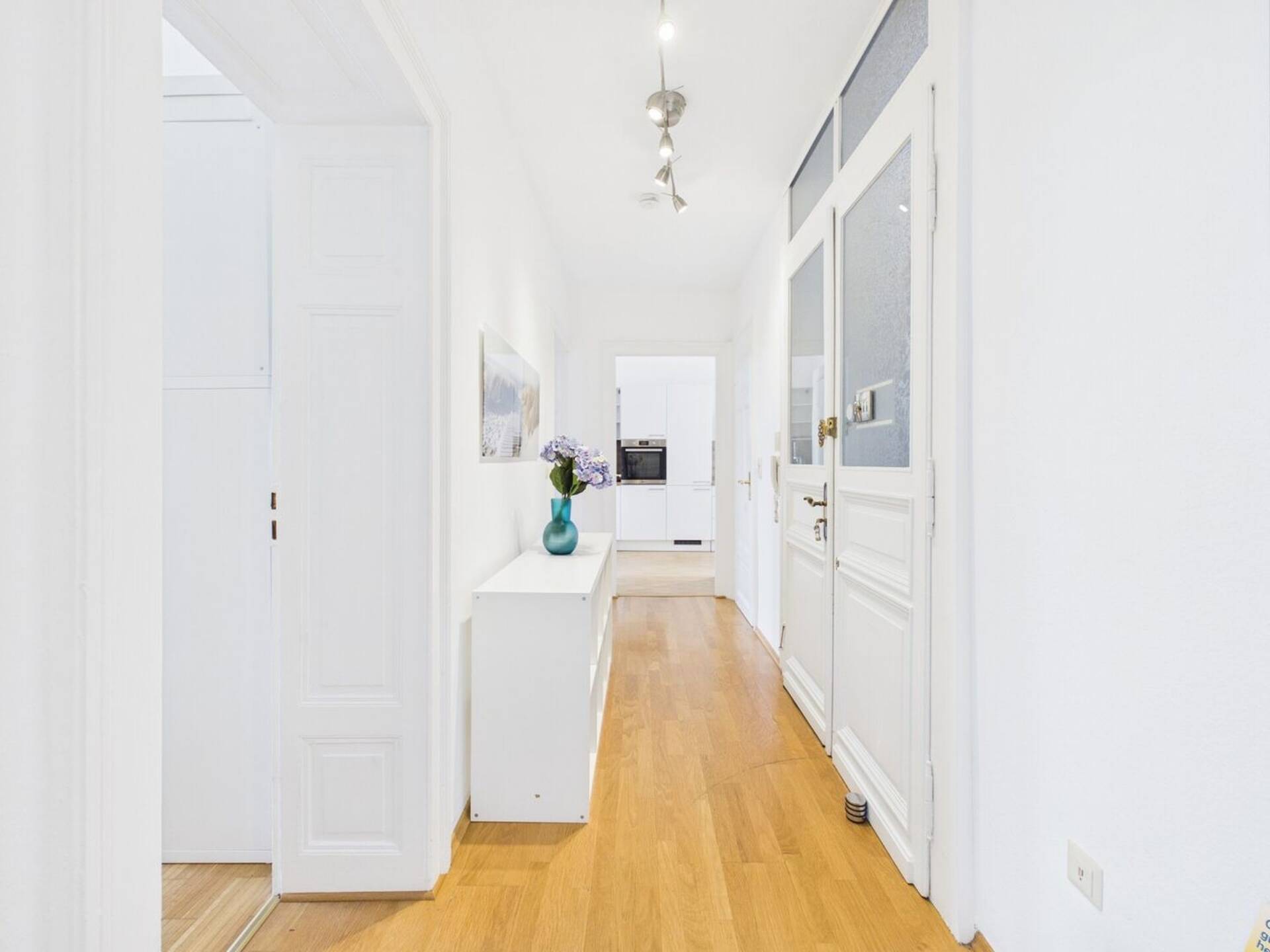 Etagenwohnung in 65195 Wiesbaden mit 104 m² kaufen