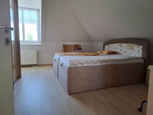 Schicke solide vermietete 3-Zimmer-ETW * Dresden-Striesen * ca. 88 m² * schöne Terrasse * TG möglich – 1309 Dresden – Vorschaubild 8