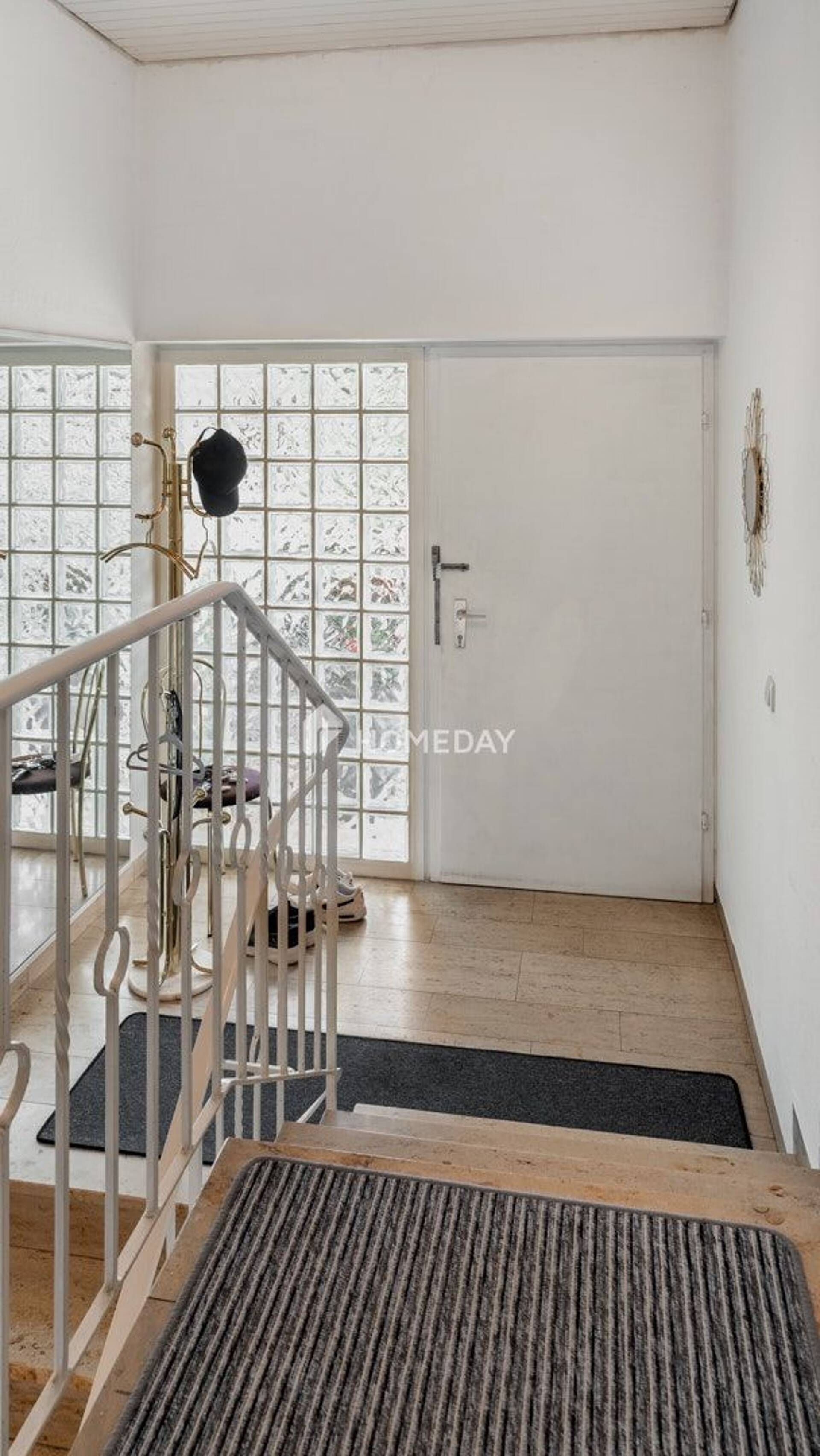Haus in 93128 Regenstauf mit 215 m² kaufen