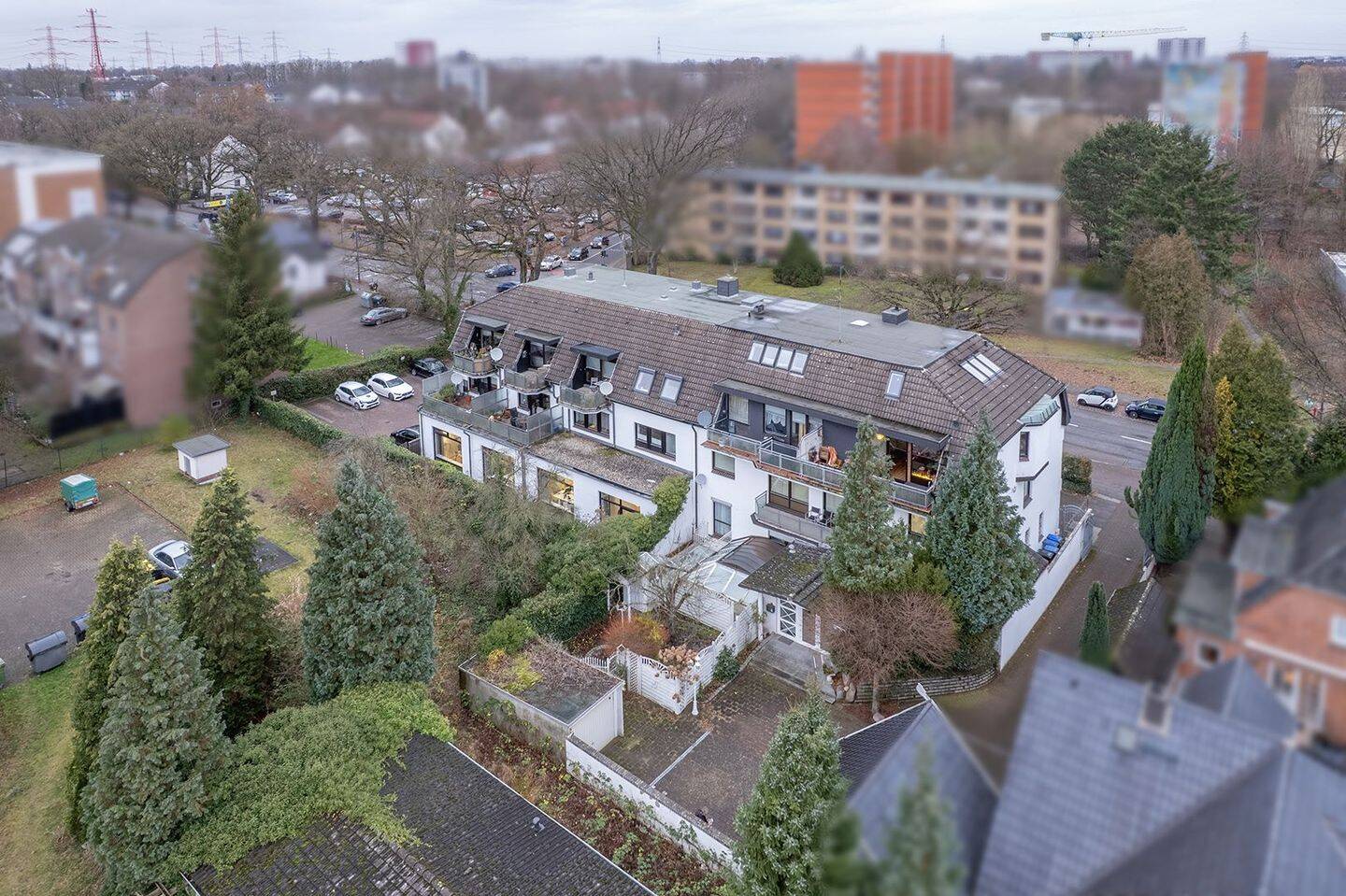 Zentral in Hamburg-Lohbrügge: "Charakterstarke und großzügige Maisonettewohnung mit Südwest-Balkon" – Hamburg – Vorschaubild 2