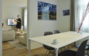 3-Zimmerwohnung: Designer Apartment Stuttgart Zentrum für Zeitwohnen – 70178 Stuttgart – Vorschaubild 2