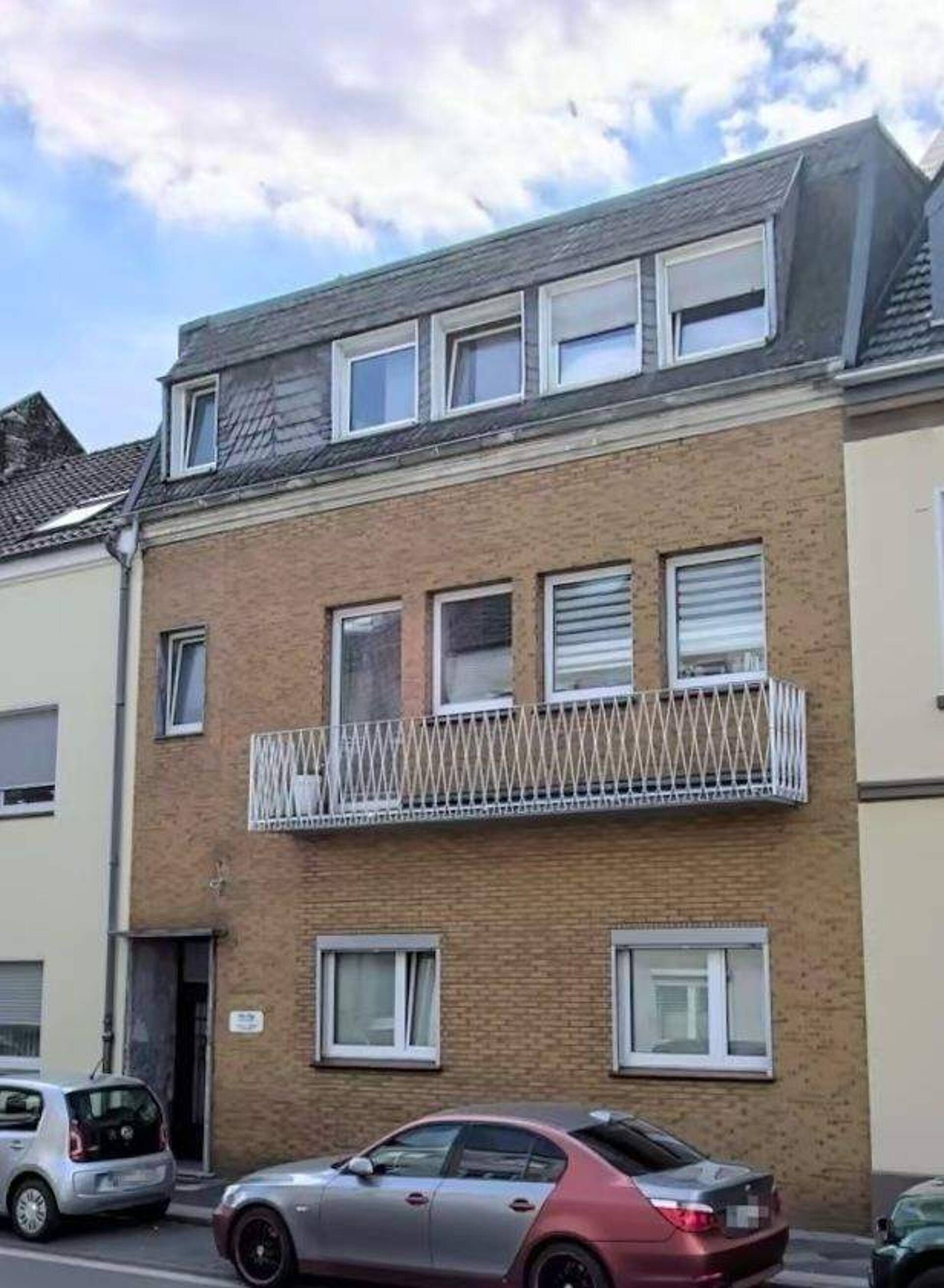 Mehrfamilienhaus in 47441 Moers mit 201 m² kaufen