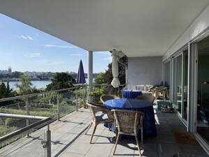 BONN BEUEL, direkte Rheinlage, top 4 Zi. Wohnung ca. 156 m² Wfl. Sonnenbalkon, Aufzug, Kfz. Stellpl. – 53225 Bonn – Vorschaubild 3