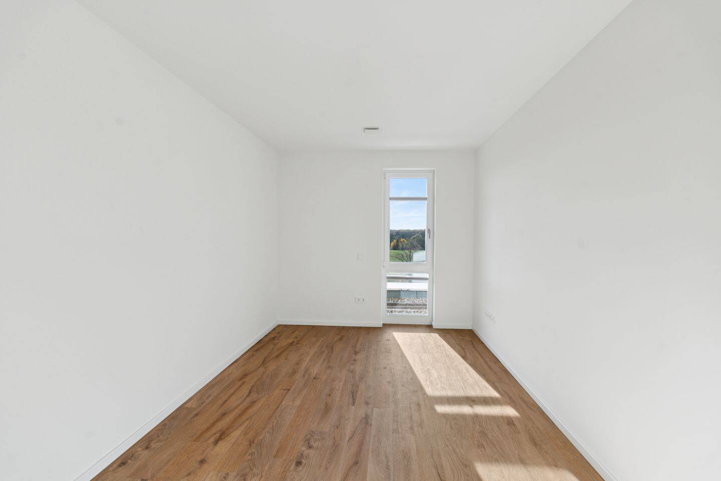 Attraktiver Bonus: 2 Monate mietfrei - Gemütliche 3-Zimmerwohnung mit Einbauküche – Wolfsburg – Vorschaubild 5
