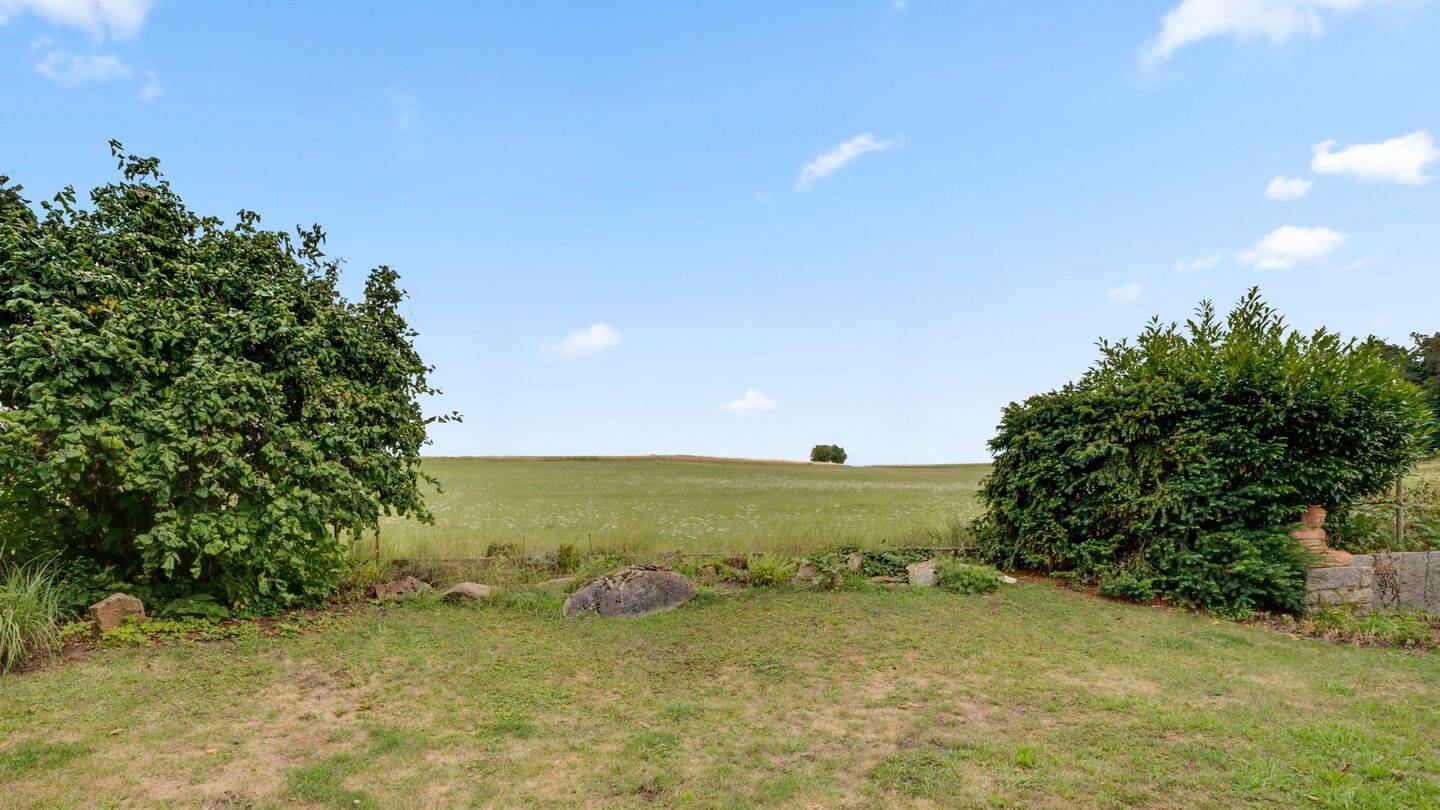 Idyllische Lage! Energieeffizientes Einfamilienhaus mit Balkon, Terrasse und optimaler Anbindung – Frensdorf – Vorschaubild 7