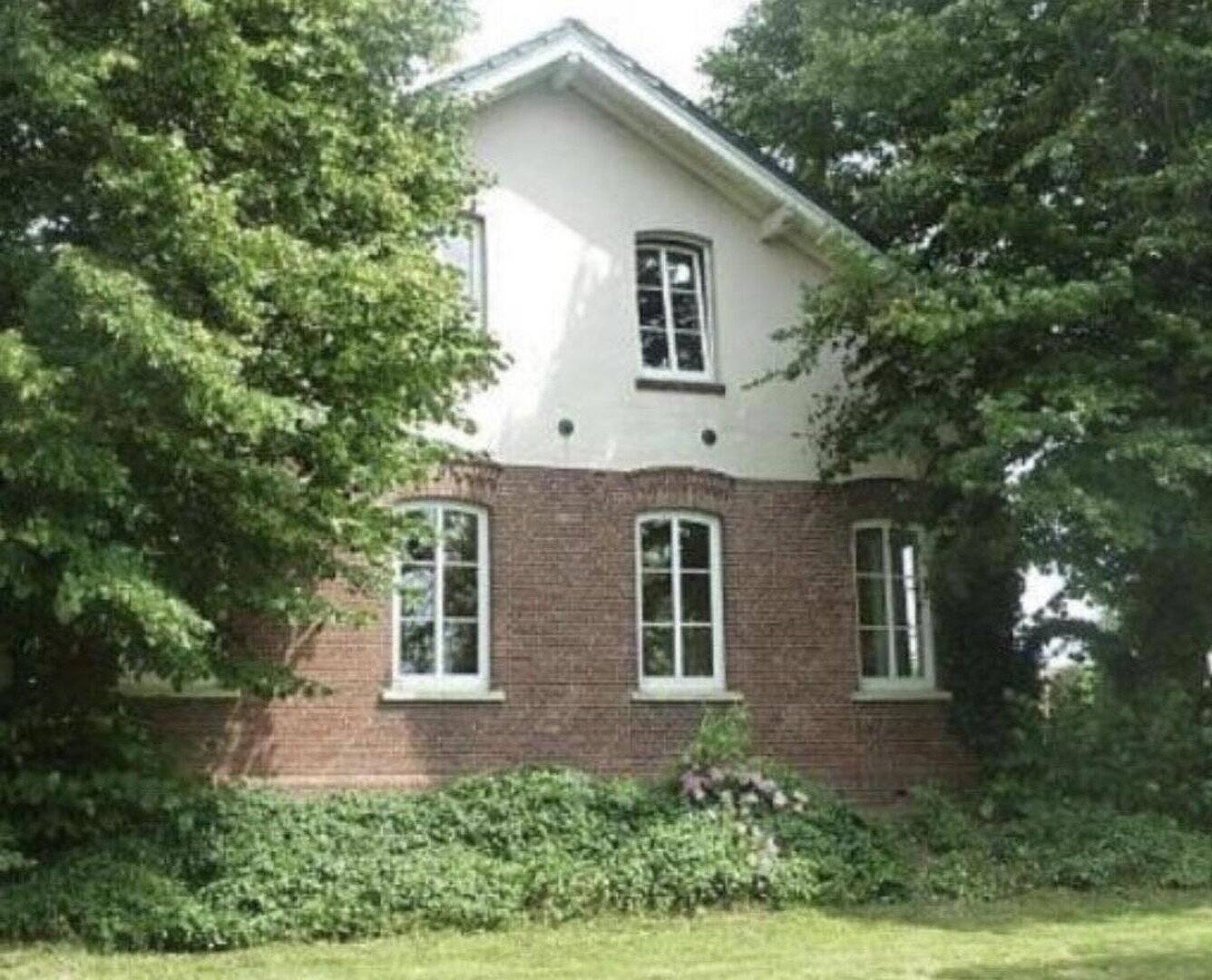 Rarität in Ostfriesland - Altes Pastorenhaus - Großes Mehrgenerationenhaus von 1879 – Weener – Bild 1 von 9