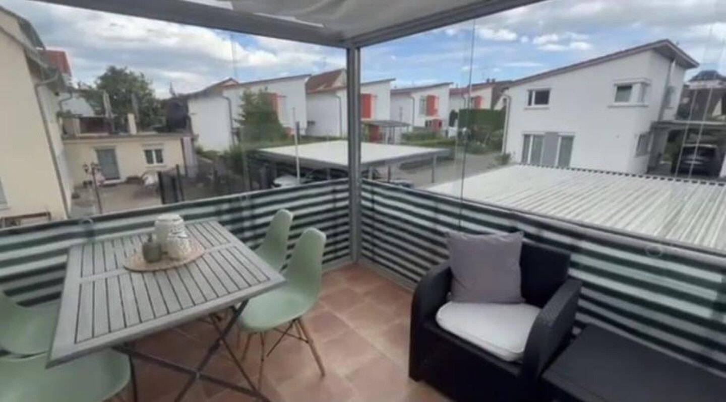 Wohnen mit Gartenidylle in Engen - modernes EFH mit Terrasse, Balkon & 5,5 Zimmer – Engen – Vorschaubild 9