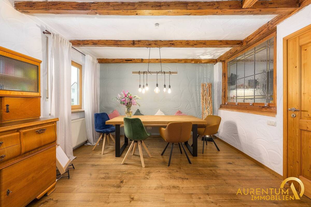 2 Doppelhaushälften mit Einliegerwohnung - Wohnensemble in beliebter Lage von Regensburg-Winzer – 93059 Regensburg – Bild 1 von 4