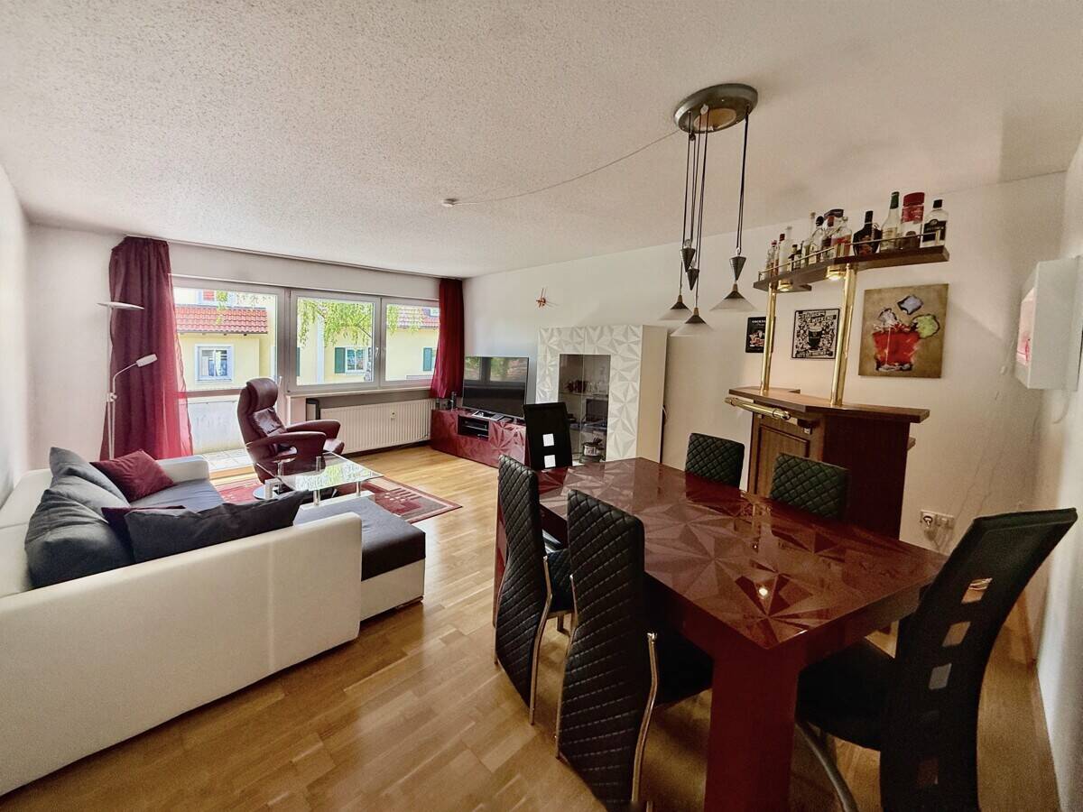 Charmante 2,5-Zimmer-Wohnung mit Südbalkon in Altperlach – München – Vorschaubild 2