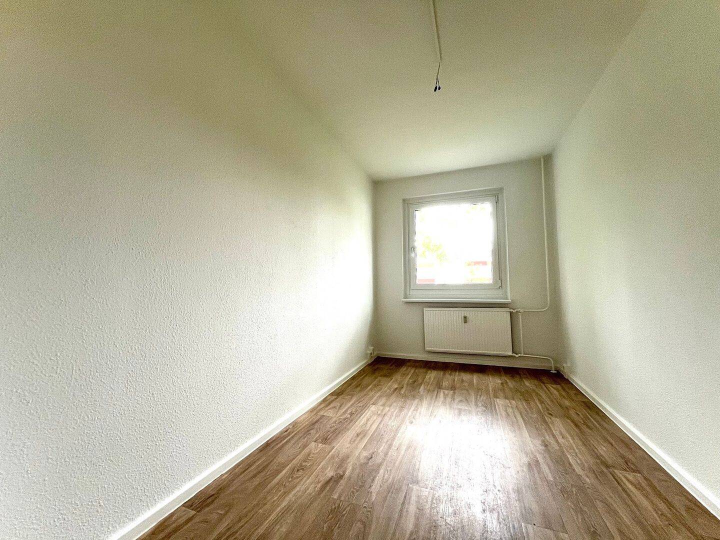 Ruhige Etagenwohnung mit Balkon, ideal für Familien und kurze Wege zu Schulen – Chemnitz – Vorschaubild 7