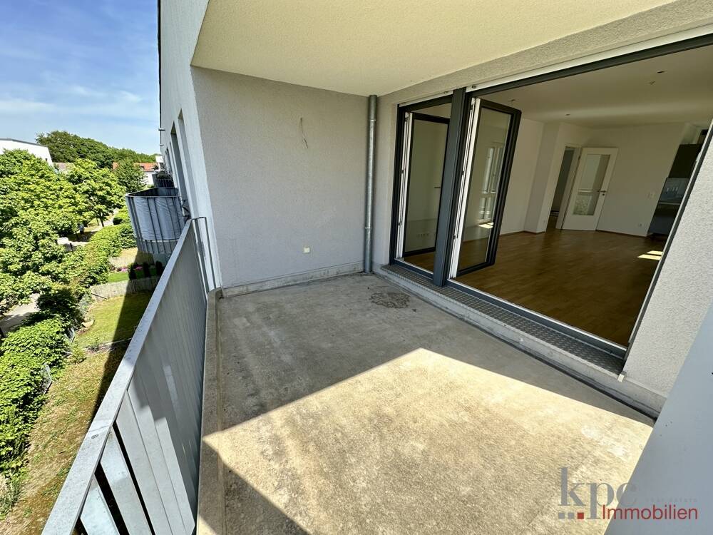 Lichtdurchflutete Penthouse-Wohnung mit 50m² Dachterrasse! Designer-EBK! 2 Bäder! S-Bahn! – München – Vorschaubild 6