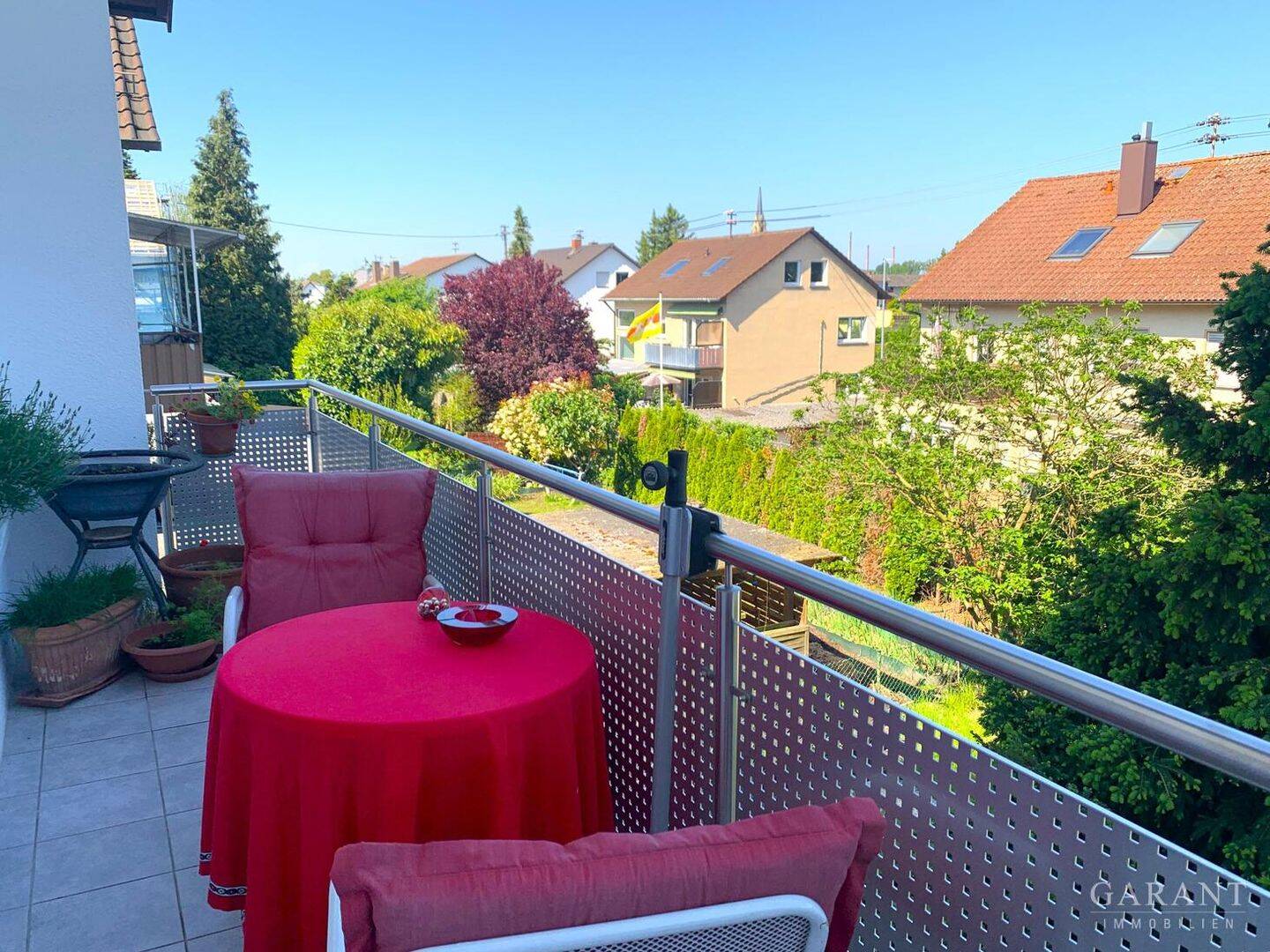 Ein schmuckes Dreifamilienhaus in guter LAGE – Karlsruhe – Vorschaubild 3