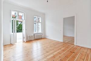 Zeitloser Berliner Altbau - 2 Zimmer mit Originalstuck und viel Charme