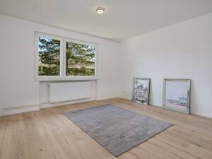 Erstbezug nach Sanierung | Stilvolle 3-Zimmer-Endetagenwohnung mit Loggia in Hamburg-Sasel – 22395 Hamburg – Vorschaubild 9