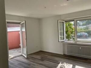 schöne renovierte 2-Zimmer-Wohnung im EG mit Garten – 40789 Monheim am Rhein – Vorschaubild 3