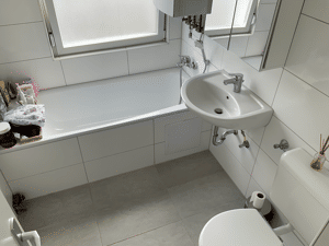 Gemütliche 2-Zimmer-Wonung mit Laminatboden und modernen Badezimmer – 47229 Duisburg – Vorschaubild 7
