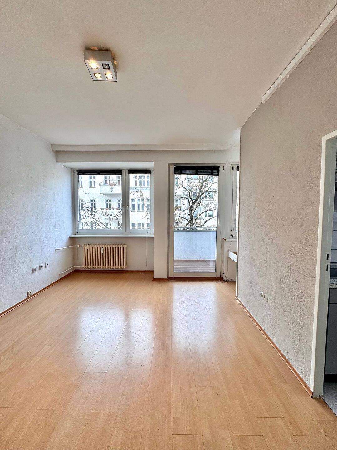 Güntzelkiez Rarität mit Balkon, Aufzug und effizientem 1,5 Zimmer Grundriss – Berlin – Vorschaubild 3