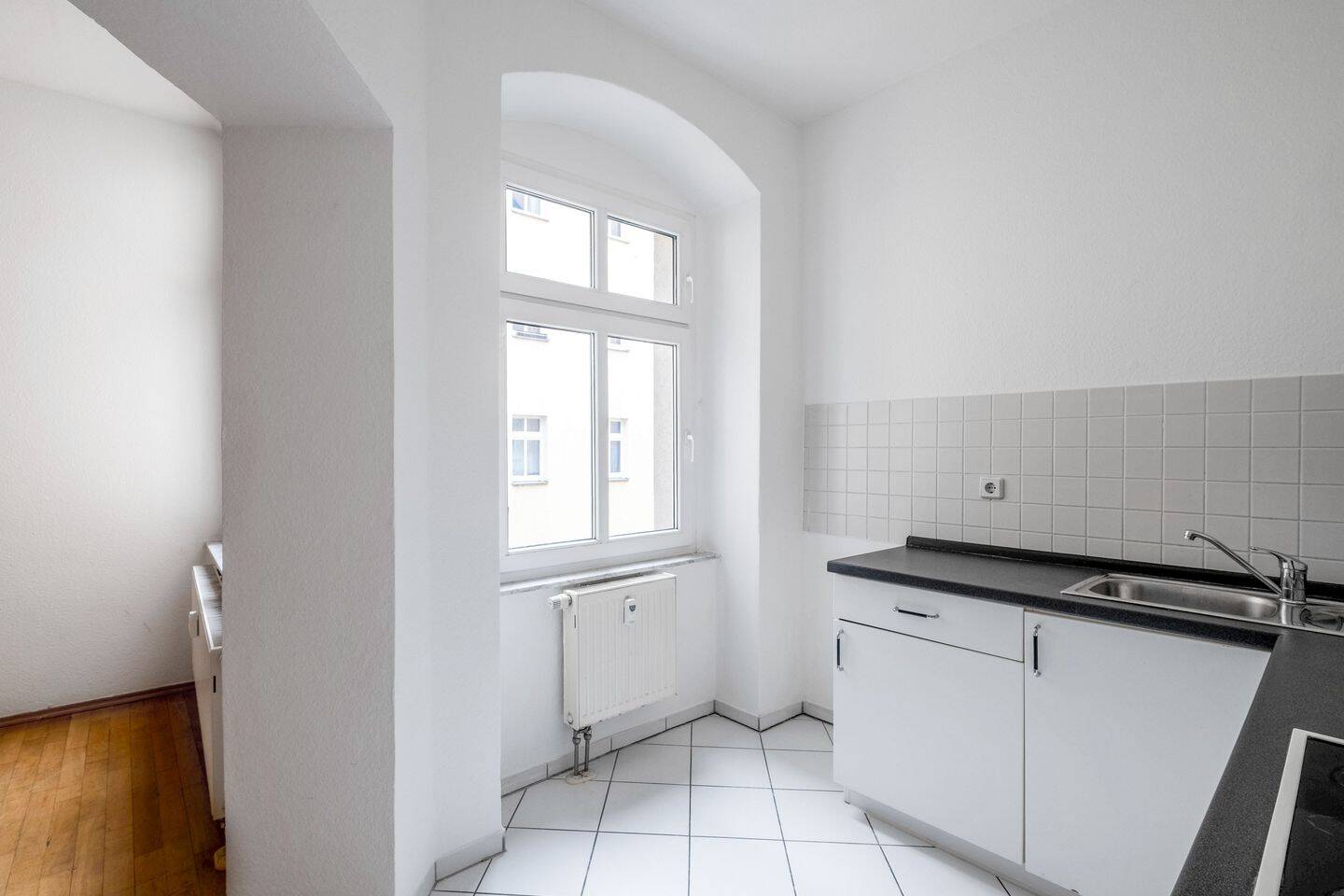 Bezugsfreie 2-Zimmer-Wohnung in Mitte – Berlin – Vorschaubild 3