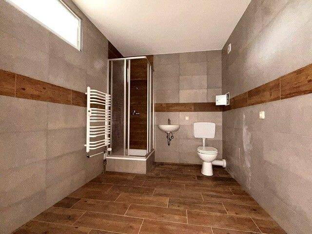 **frisch sanierte 4 Zimmer Wohnung im 2. OG mit Dusche* zentrumsnah** Bezugsfertig zu 01.08.2026 !! – Plauen – Vorschaubild 8