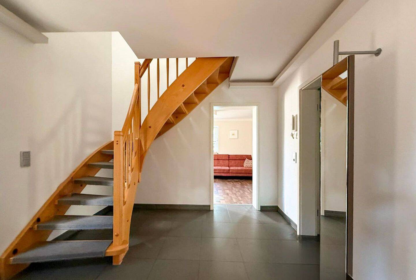 Einfamilienhaus mit Pool | West-Terrasse | Fußbodenheizung | Nebengebäude – Krostitz – Vorschaubild 6