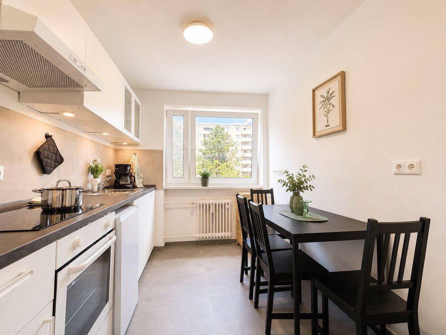 WG-Neugründung! Charmantes Zimmer in frisch sanierter 4-Zimmer-WG, München – München – Vorschaubild 3