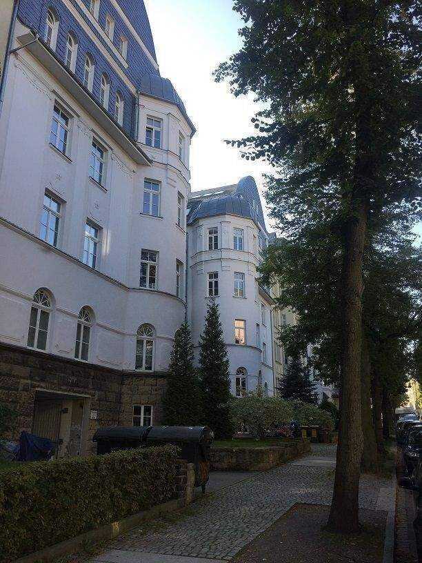 VERMIETETE 2-Raum Wohnung mit Balkon – Chemnitz – Vorschaubild 3