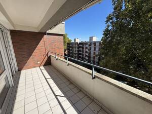 Wohnen in begehrter Lage von Ludwigshafen-Süd - 4 Zimmer, Loggia und großzügiges Raumgefühl – 67061 Ludwigshafen am Rhein – Vorschaubild 8