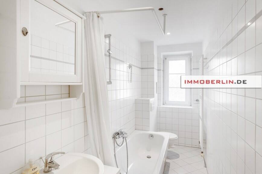 IMMOBERLIN.DE - Frische Altbauwohnung in begehrter Lage nahe Rüdesheimer Platz – Berlin – Vorschaubild 4