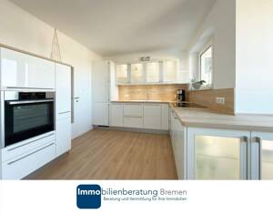 Moderne 3-Zimmer-Wohnung mit Balkon und Stellplatz