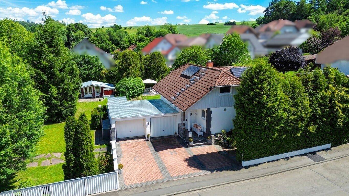 Modernisiertes Einfamilienhaus mit Energieklasse A & zusätzlichem Baugrundstück – Gemünden (Felda) – Vorschaubild 3