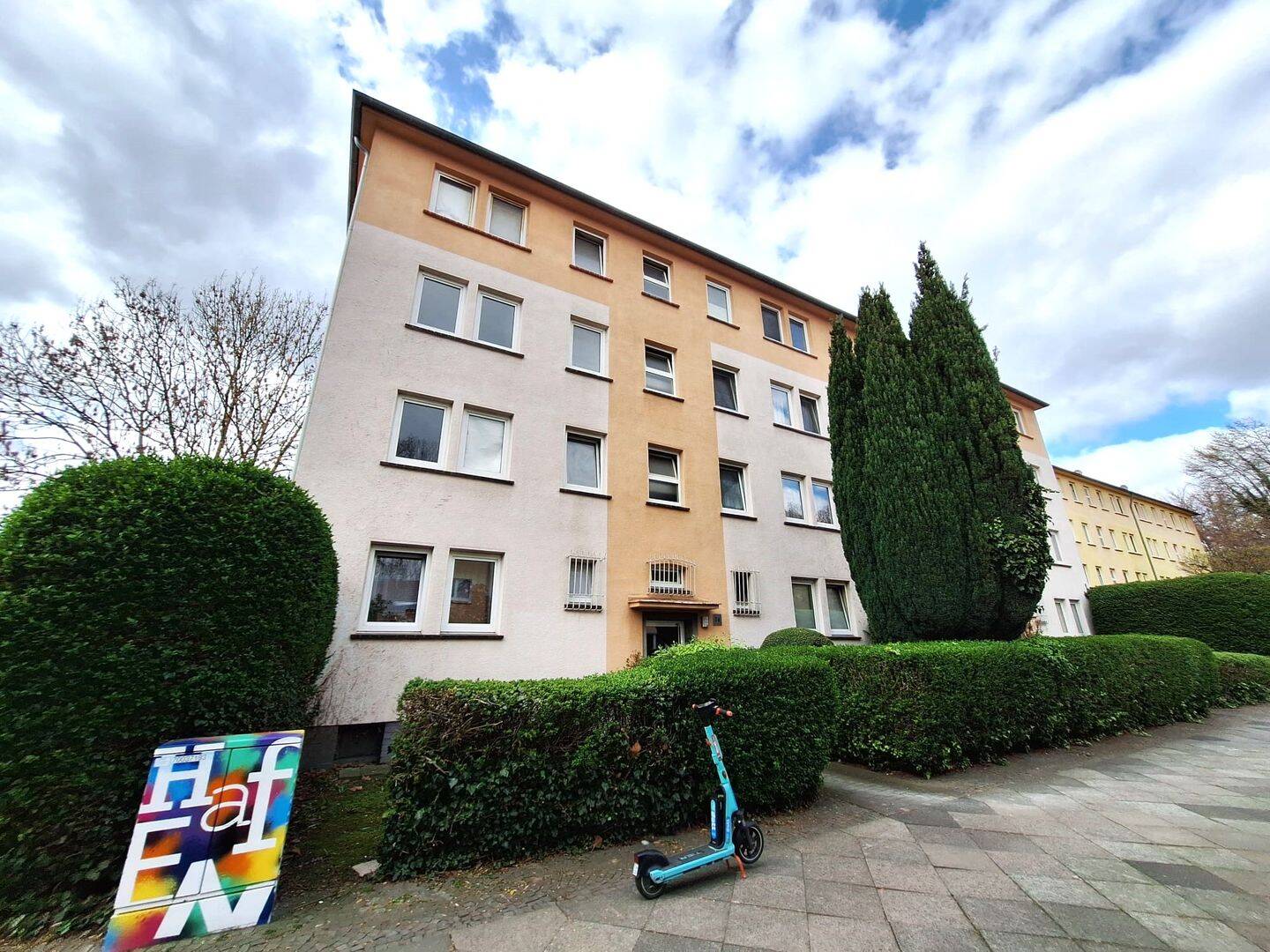 2 Zimmer Wohnung frisch renoviert