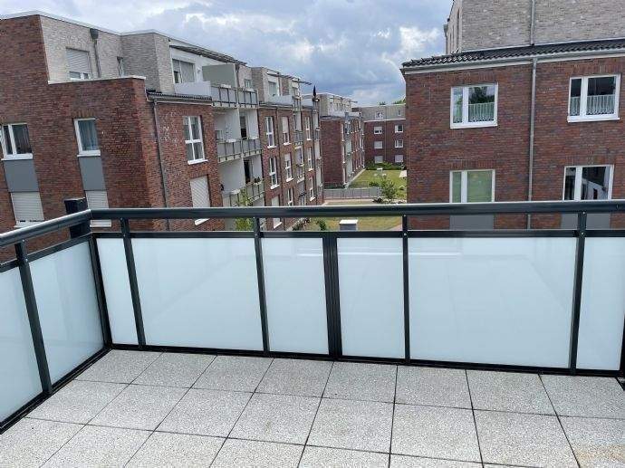 Echternach Immobilien: ... vermietete 4 Zi.- Neubau- Wohnung mit zwei TG- Stellplätzen!! – Hamburg – Vorschaubild 8