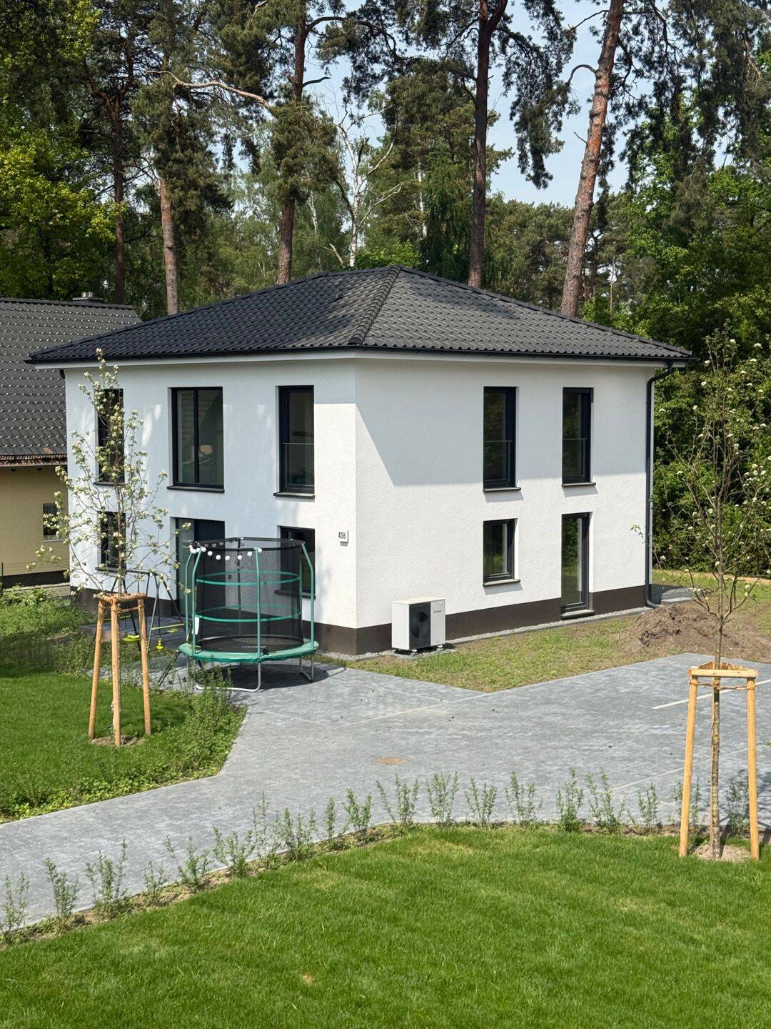 Bezugsfertige Luxusvilla vor den Toren Berlins – exklusiv und luxuriös ausgestattet. – Blankenfelde-Mahlow – Vorschaubild 3