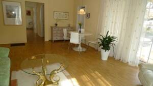 Stilvolle möblierte 3-Zimmer-Wohnung in Dresden / Striesen – 1309 Dresden – Vorschaubild 2