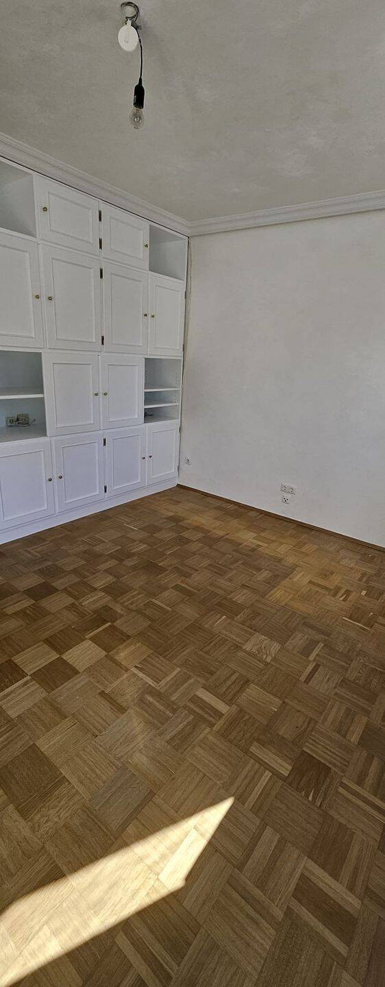 Großzügige 4-Zimmer-Wohnung mit Büro und zwei Balkonen – 148 m² Gesamtfläche – München – Vorschaubild 5