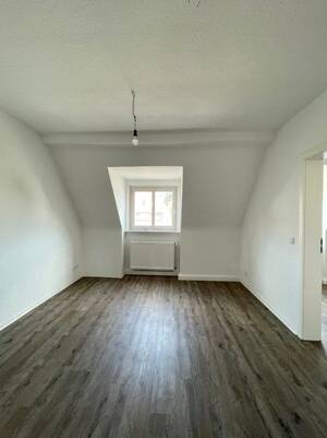 Renovierte 2,5-Raum-Wohnung mit guter Infrastruktur! – 99099 Erfurt – Vorschaubild 4