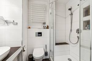 Charmante 2-Zimmer-Maisonettewohnung mit Altbauflair und ruhiger Lage in der Maxvorstadt – 80335 München – Vorschaubild 9