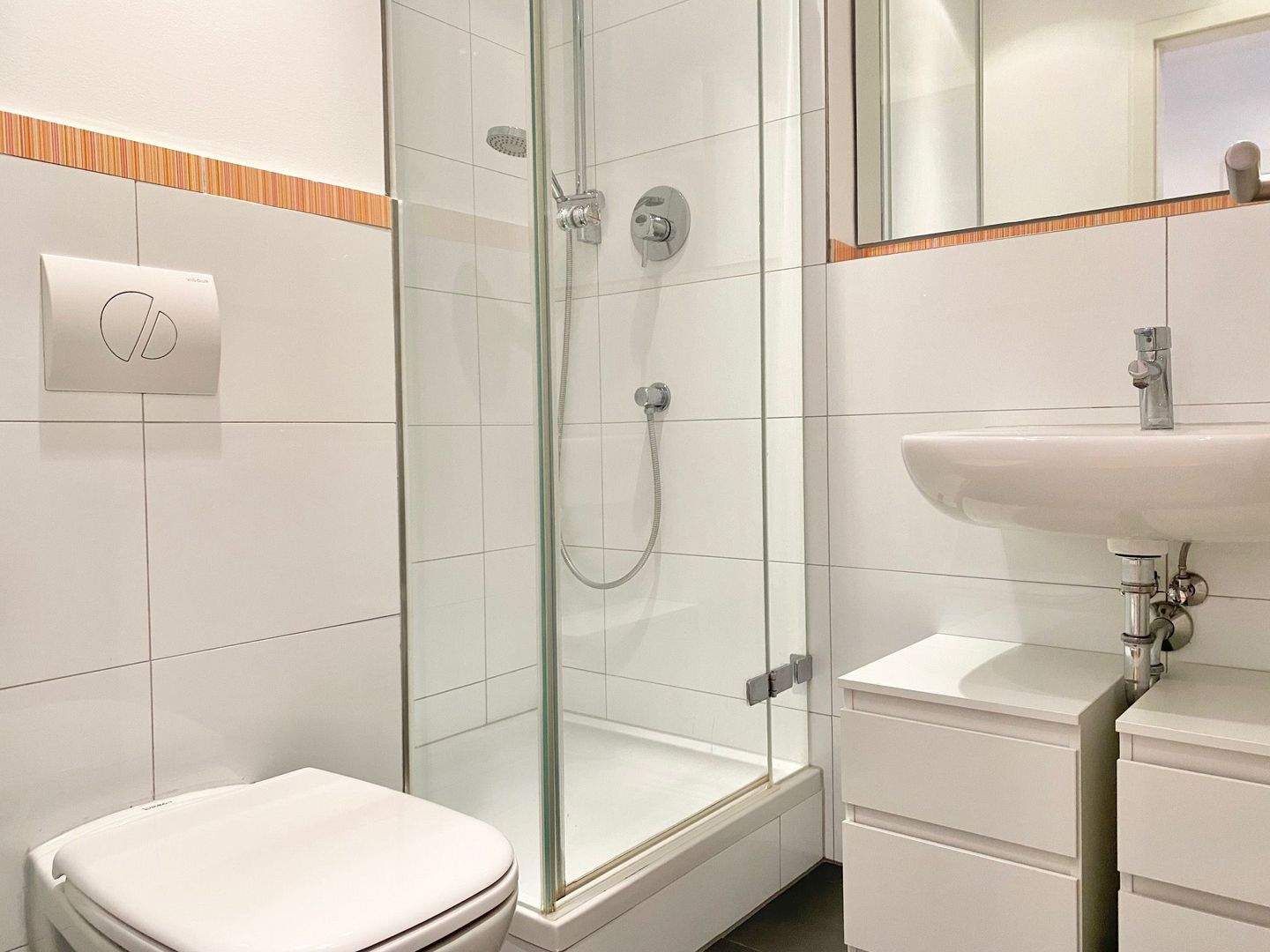 ***NICE LIVING*** TOP MODERNES VOLL MÖBLIERTES 1 ZIMMER APARTMENT MIT TERRASSE – Nürnberg – Vorschaubild 4
