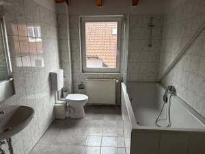 Maisonette 4 ZKB Wohnung mit kleinen Wintergarten auf jeder Etage für drei Jahre in Kassel Forstfeld – 34123 Kassel – Vorschaubild 8