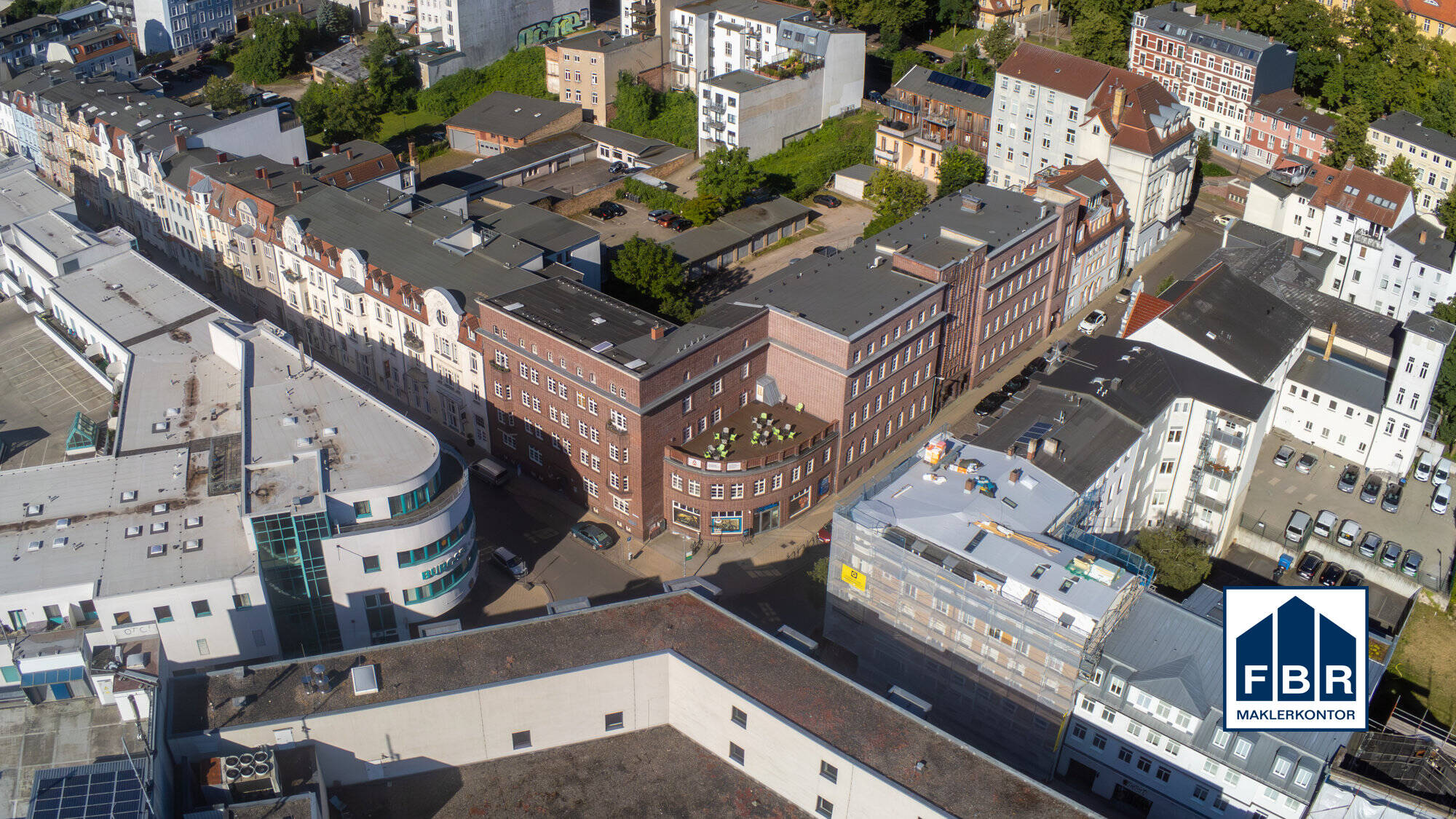 Exklusives Anlageobjekt- mtl. Mieteinnahmen: 8.778,40 € Denkmalgeschütztes Wohn- und Geschäftshaus im Bauhausstil – Schwerin – Vorschaubild 3